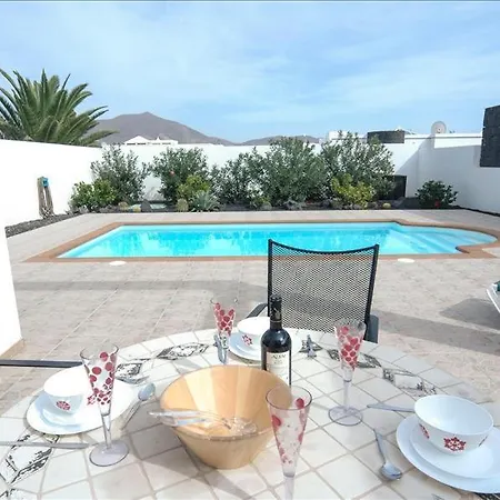 In Playa Blanca Sleeps 4 Includes Swimming Pool And Wifi Villa