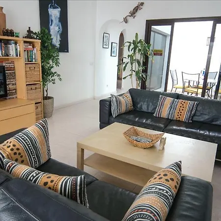 In Playa Blanca Sleeps 4 Includes Swimming Pool And Wifi Willa *